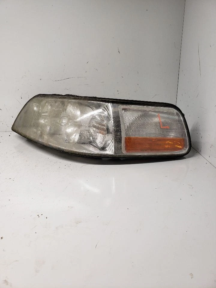 Driver Left Headlight Halogen Fits 03-04 LINCOLN & TOWN CAR 1215807 - Image 2 of 4