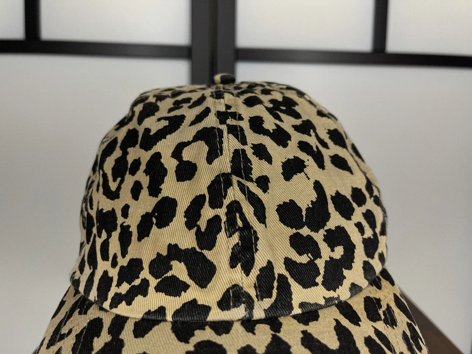 Gorra David and Young Correa Trasera Adulto Talla Única Beige Estampado Leopardo Algodón Foto 2 de 4