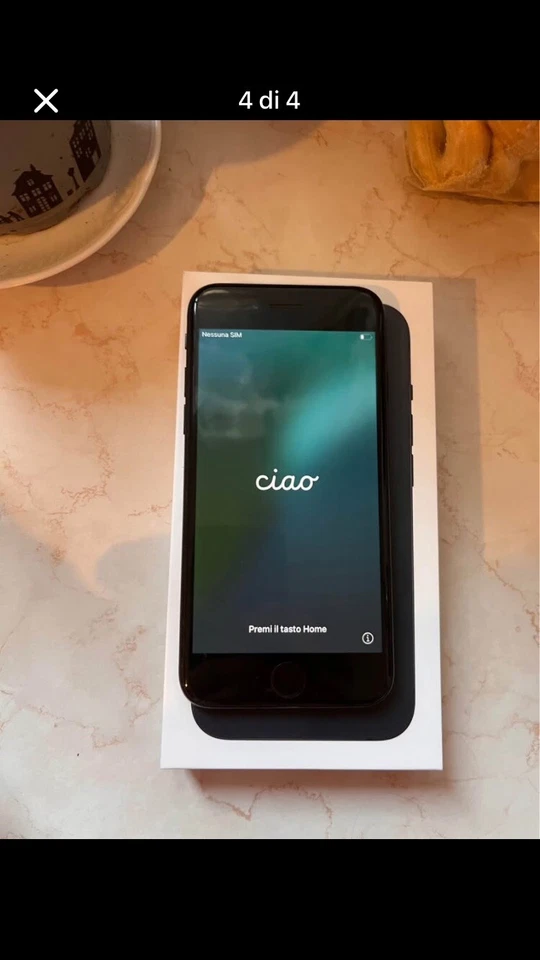 Apple iPhone SE 2020, 128GB, Nero, foto 4 di 4