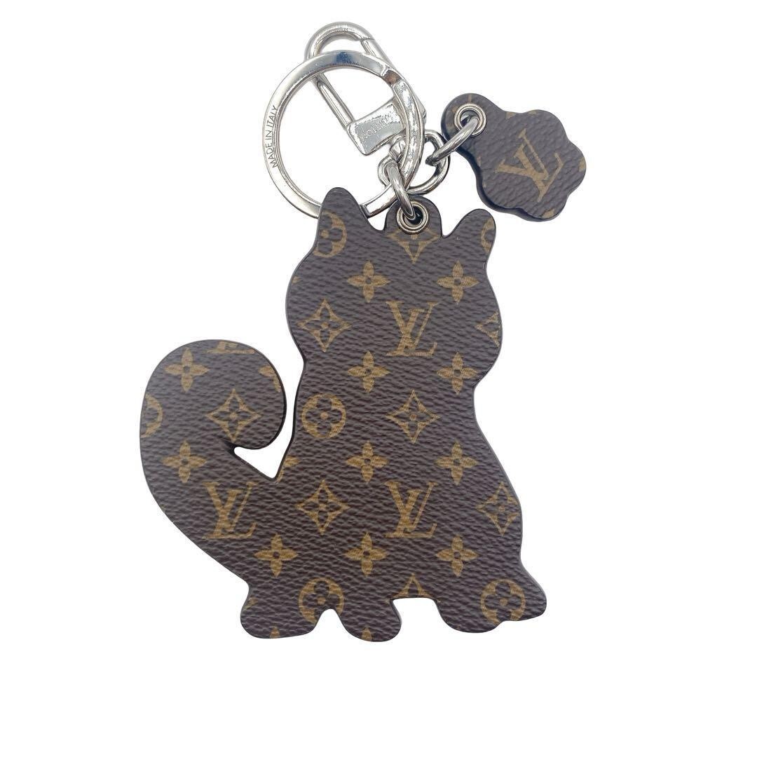 本日売り切り　Louis Vuitton 柴犬　キーホルダー 柴犬キーホルダー キーホルダー 63* 通販 11682809｜Creema