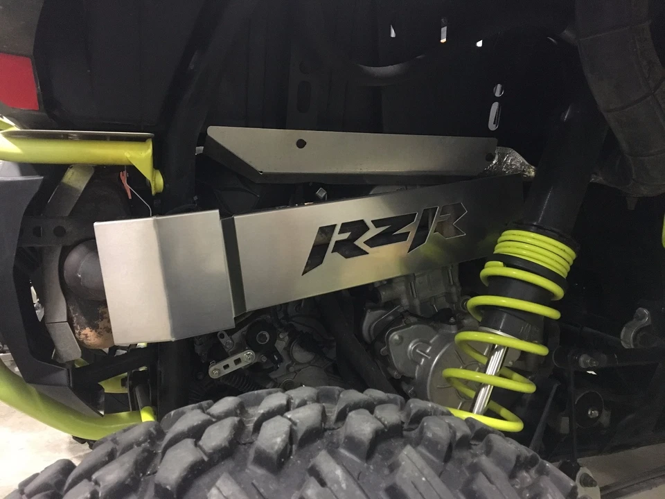 Protector de cubierta de silenciador de escape personalizado Polaris RZR 1000 XP 2014-2021 aluminio Foto 2 de 4