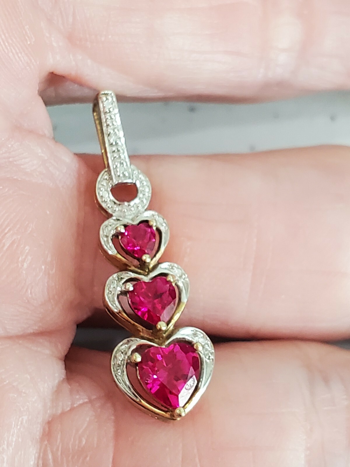 10K Solid Gold Heart-Shaped Ruby Diamond necklace… - image 1