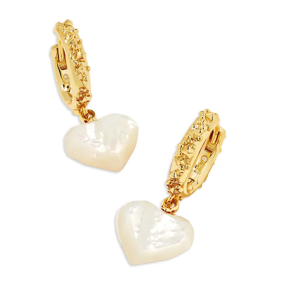 PENDIENTES HUGGIE CORAZÓN ORO PENIQUE KENDRA SCOTT ORO 14K MARFIL NÁCAR NUEVOS CON ETIQUETAS Foto 2 de 4