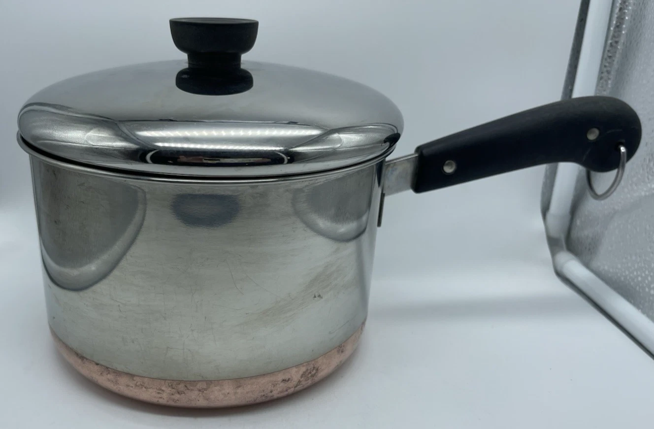 Revere Ware 1.5 Qt Copper Bottom Saucepan & Lid 2363973 Black Handle w/Ring ~USA