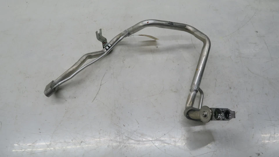 Nissan Murano 2017-2024 OEM radiador aire acondicionado manguera línea 922006GU0A Foto 3 de 4