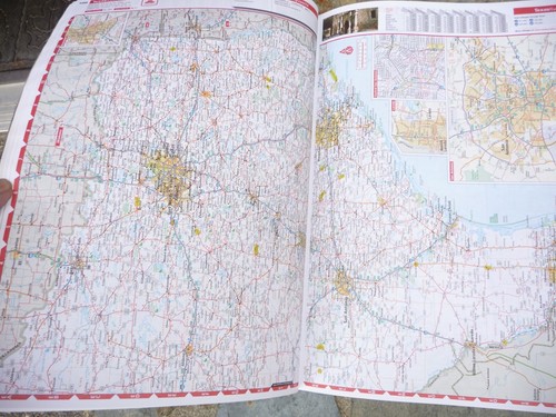 Rand McNally State Farm Disney Pixar Cars MATER Road Atlas Ltd edizione 2012 - Foto 2 di 3