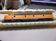 H O GM Diesel E-8 Union Pacific 926 A H M Original box and Papers