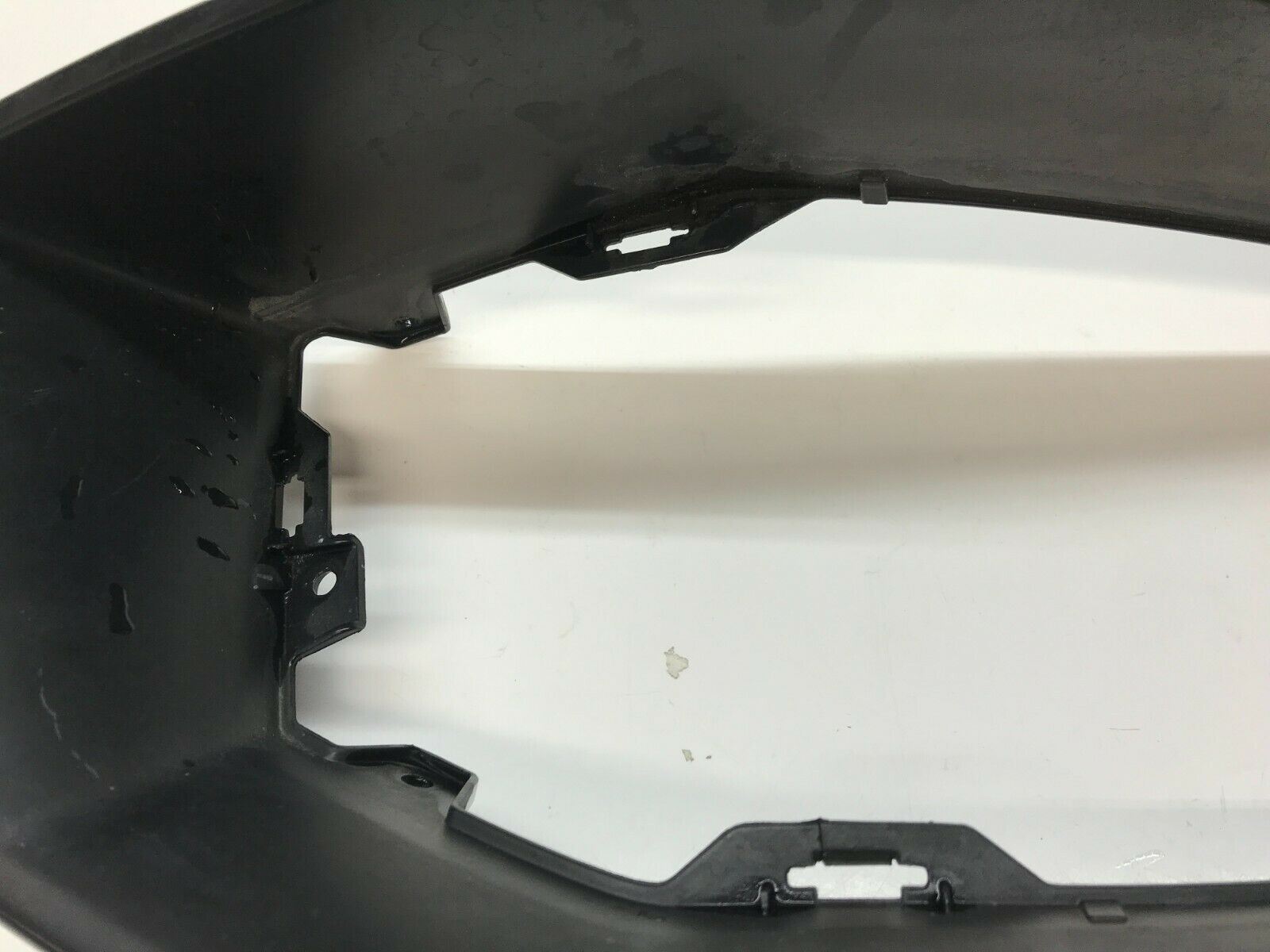 LAMBORGHINI AVENTADOR REAR LEFT DRIVER BUMPER GRILL MOUNT TRIM LH OEM 470807833