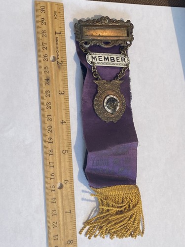 VINTAGE ELKS RIBBON BADGE PINBACK - EAST ROCK NEW HAVEN CONNECTICUT LODGE 141