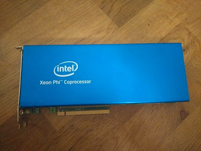 Intel Xeon Phi 5110P (C1P87A) | 8 GB GDDR5 ECC | 60 Prozessorkerne (SC5110P)