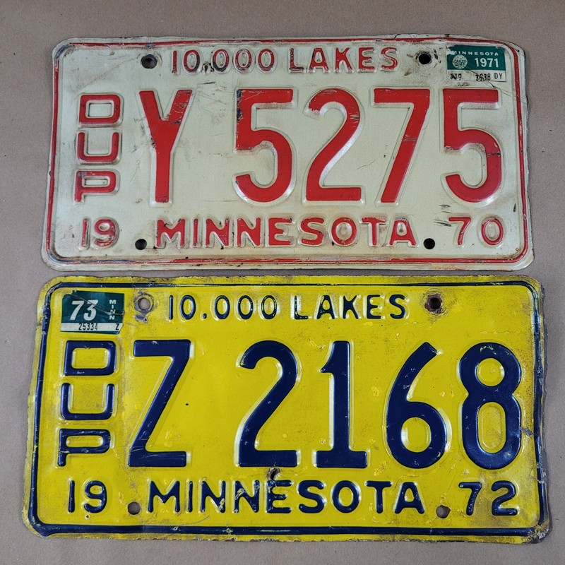 Pair of Duplicate 1970 1972 Minnesota 10,000 Lakes License Plates Y5275 Z2168