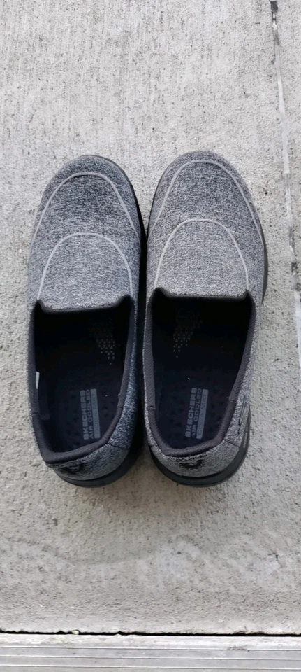 Zapatos sin cordones SKECHERS para mujer Go Walk refrigerados por aire gris y negro, talla 9,5, PO Foto 3 de 4