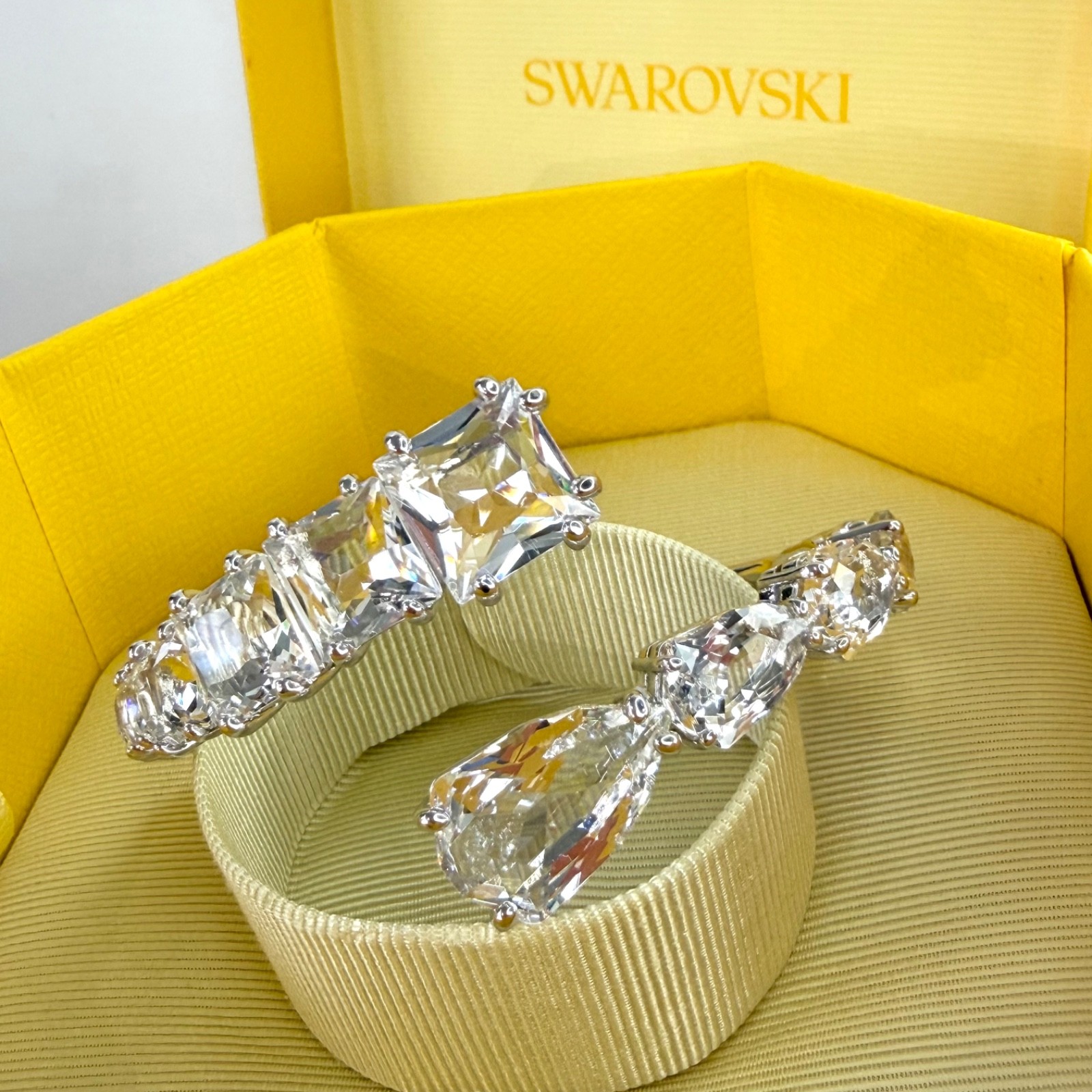 Swarovski Bangle Matrix Cuff Medium Bracelet Silver Rhodium Plated RRP £400