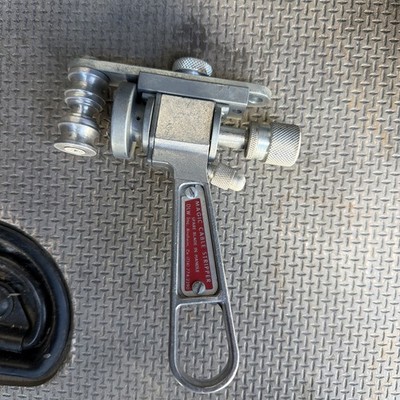 DLW Magic Cable Stripper 1/8'' thru 1-1/4'', Ball Bearing Type