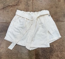 Calia by Carrie Underwood Cream Paperbag Skort Shorts Women s size Medium NWOT