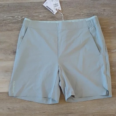 NWT Salomon Women's Wayfarer Ease Shorts Iceberg Green Size XL