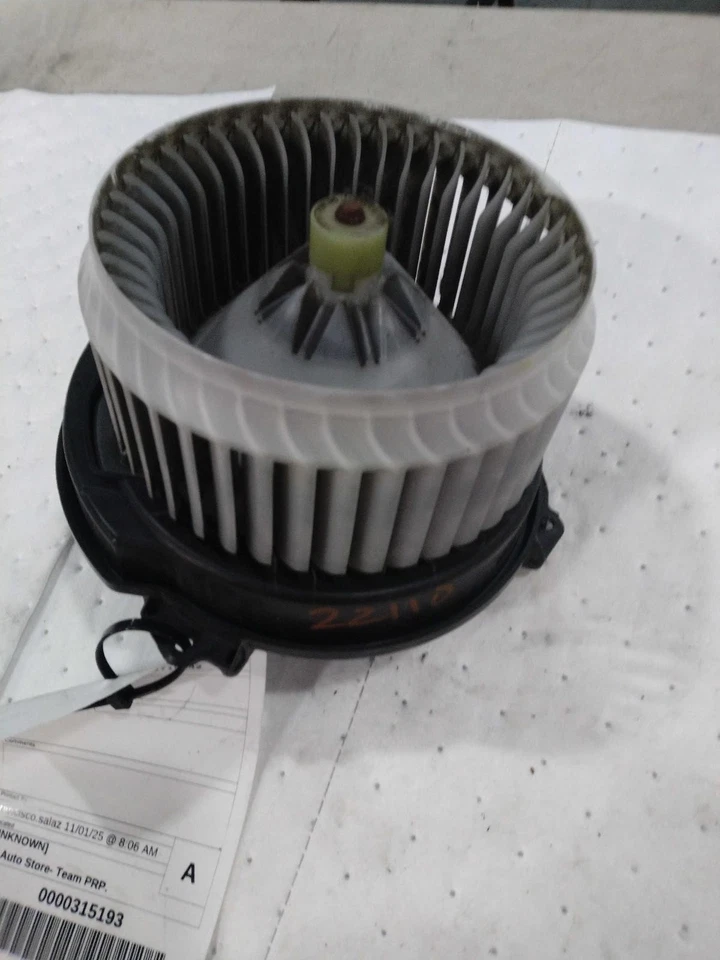 2015 Jeep Cherokee HVAC Blower Motor OEM 68223053AC Used 117k Miles - Image 4 of 4
