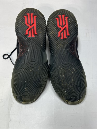 Nike Kyrie 2 Bright Crimson da uomo taglia US 10,5 Splatter 819583-006 - Foto 10 di 11