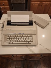 Smith Corona Word Smith Electronic Typewriter KA11 Excellent! thumbnail