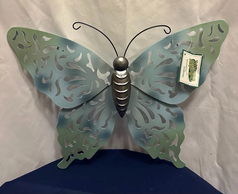 Vintage Pearlized Butterfly Wall Trio GARDEN DECOR - Image 4 of 4