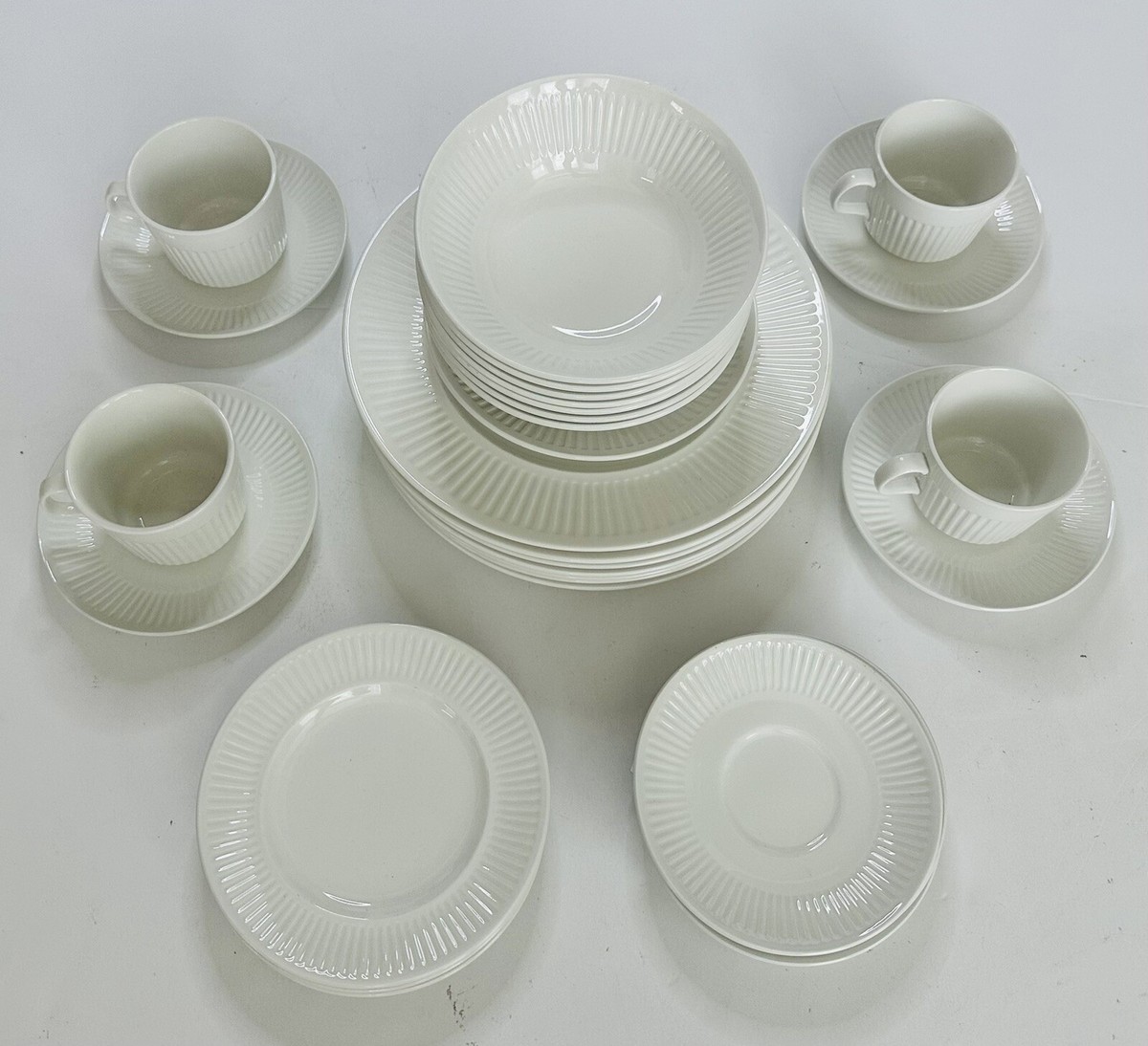 食器 Johnson bros 6plates 27cm. 6 plates Set of Johnson Bros Athena 6 Dinner Plates/Cups/Saucers