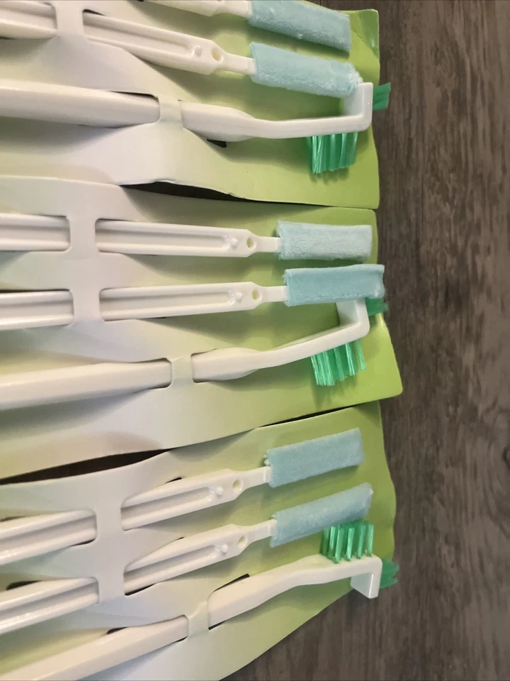 Tiny Windows, Cracks, And Keyboard Dusters 3pk - Image 4 of 4