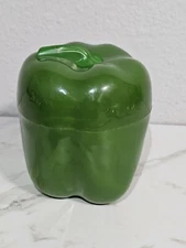 Hutzler Pepper Saver Keeper Storage Container Fresh EX CON FAST SHIPPING 