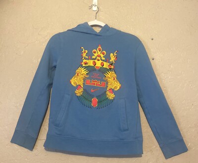 Nike LeBron James Crowned Lion Sweatshirt Hoodie Boys Youth