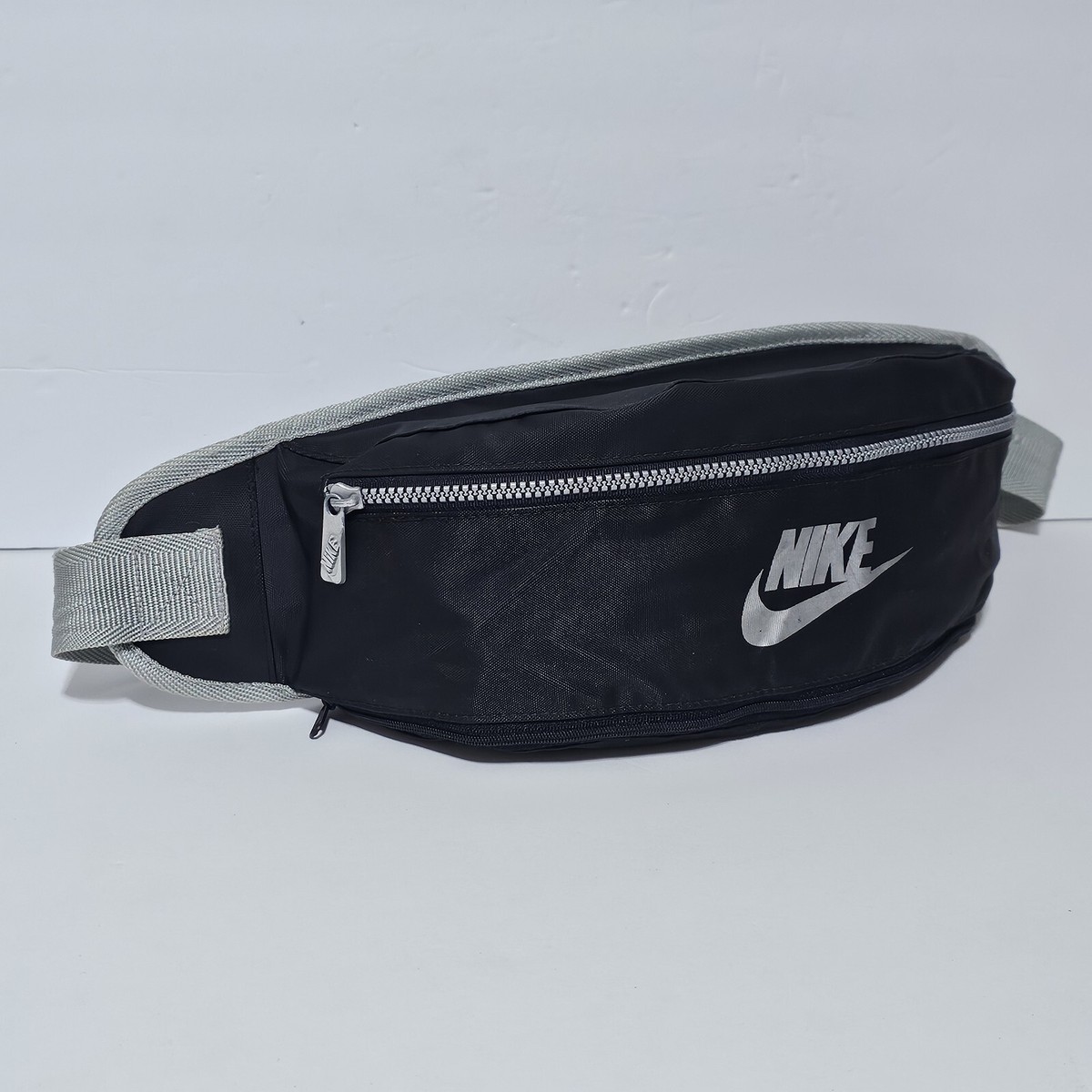 Vtg 90s Nike Fanny Sling Pack Waist Bag Black Gray Tag Swoosh Belt 