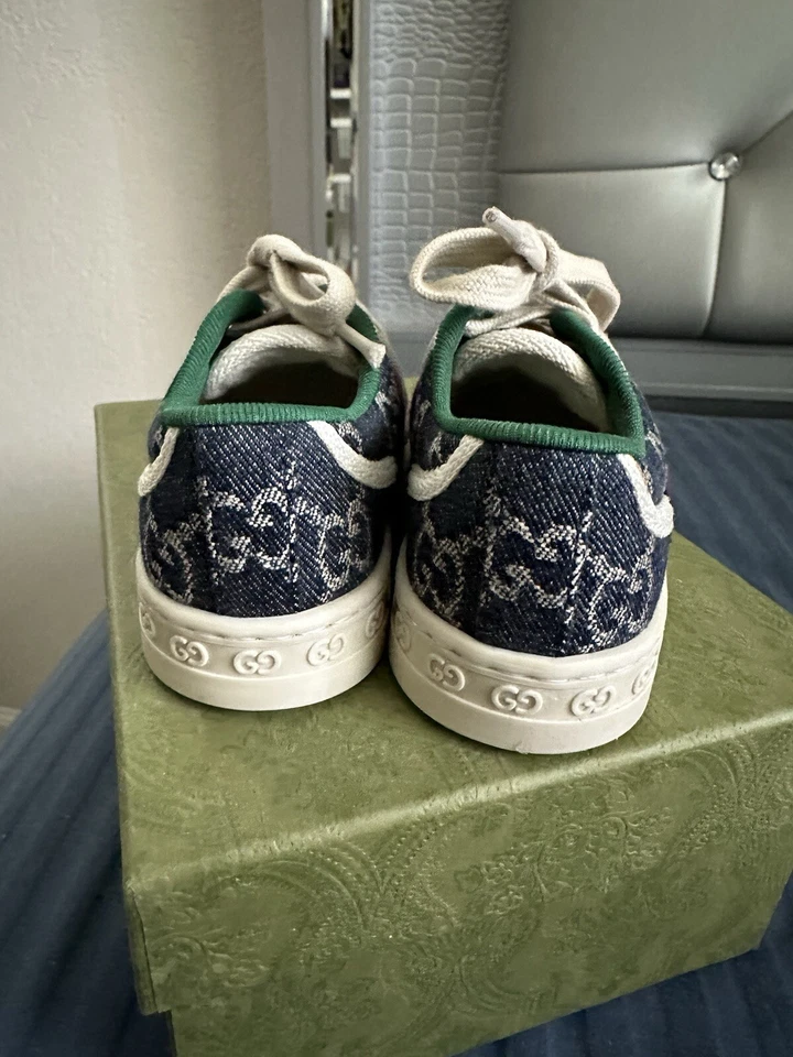 Auténticas zapatillas Gucci para niños pequeños Foto 4 de 4