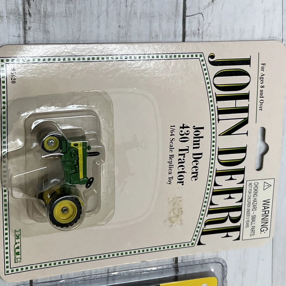 John Deere Lot of 2 Toy Tractors New In Box- 7702 And 5620- Years 2005 and 1996 - Image 3 of 4