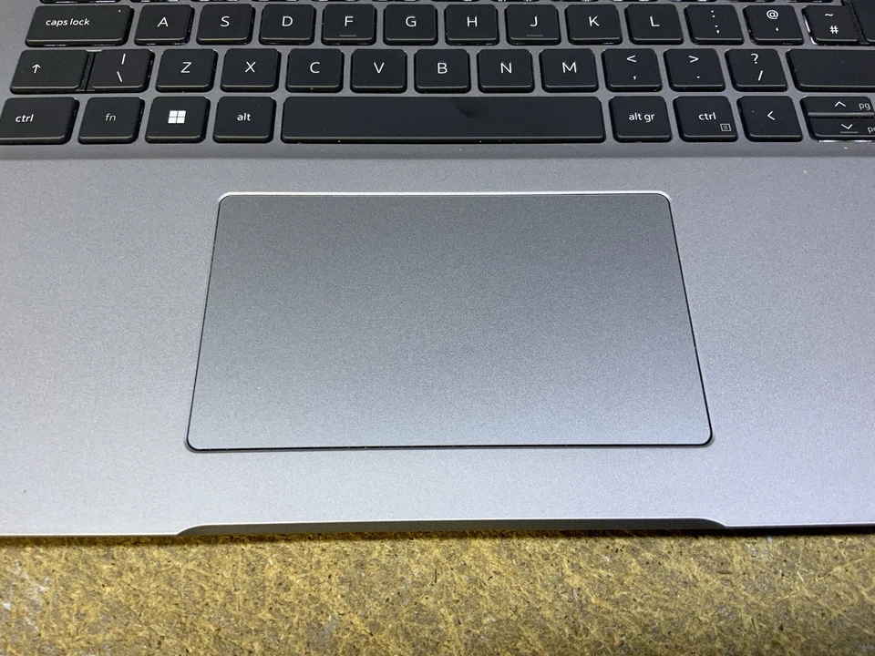 Dell Latitude 5530 · i7-1265U · 16GB · 256GB, photo 4 of 5