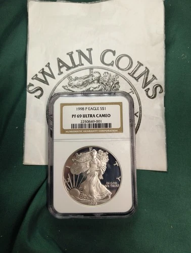 1988 P American Silver Eagle-NGC PF69 Ultra Cameo Rare P Mint Mark E133