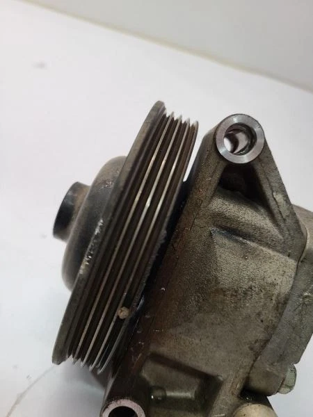 Bomba de dirección asistida Lincoln MKX 2012-15 3,5 L   Foto 4 de 4