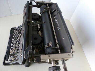 Vintage Early 1900's Underwood Model No. 5 Standard Typewriter