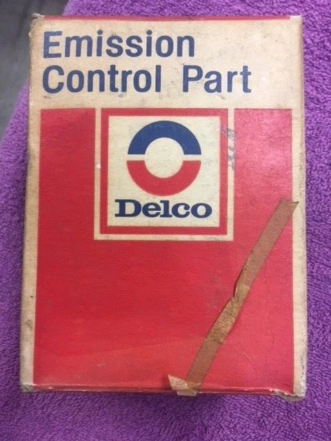 1973-1976 Chevrolet Impala Bel Air Caprice 454 ci SS NOS Smog Air Diverter Valve - Image 2 of 4