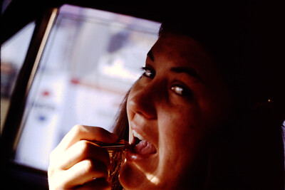 APRIL Cute Woman Putting On Makeup California Kodachrome Slide Ref N-B
