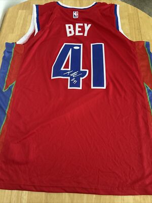Saddiq Bey /41シリ RC auto STUB貴重 NBA s-l400.jpg