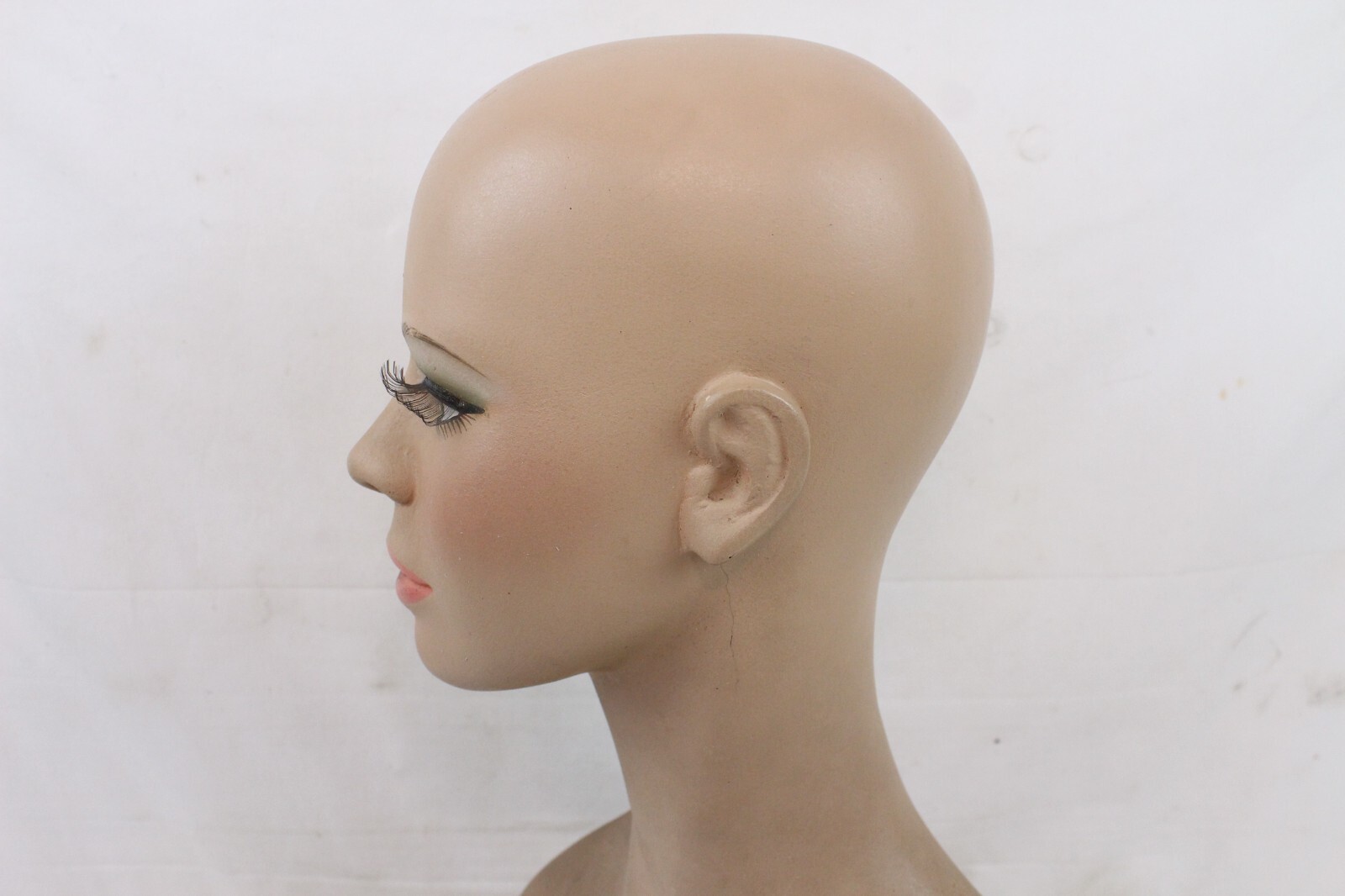 Vintage Fiberglass Mannequin Head Wig Painted Eyes Halloween Bust Smile