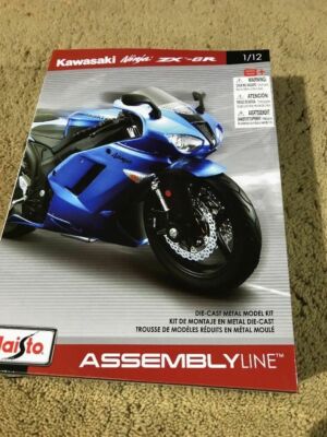 NEW Maisto 1/12 Die Cast Assembly Line Motorcycle Kit Kawasaki
