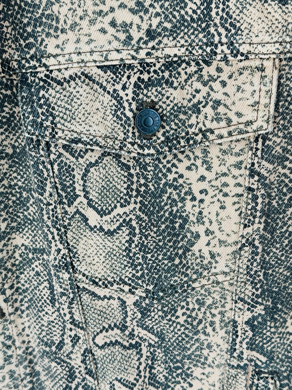 Free People Python Snake Denim Jacket Women’s XL … - image 15