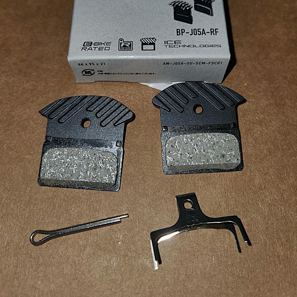 Shimano J05A-RF Bicycle Disc Brake Pads and Spring - Resin Compound OPEN PACKAGE
