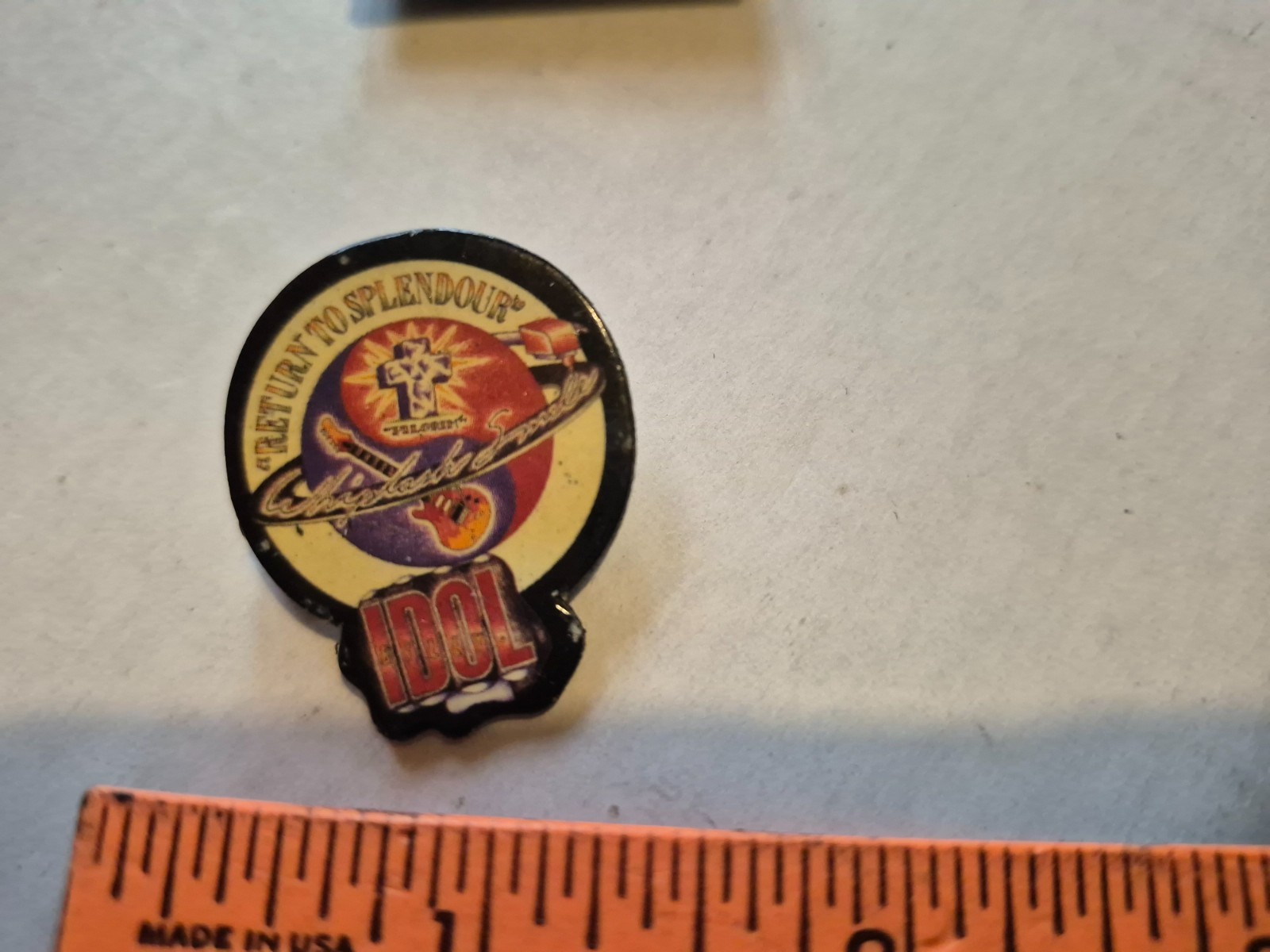 BILLY IDOL-RETURN TO SPLENDOUR promo chip pin  vintage      ffej