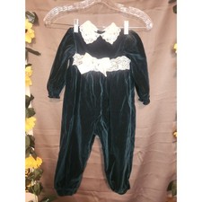 Vintage 1995 Toddler Girls 24M Green Velvet Romper Jumpsuit Lace Ribbon Roses