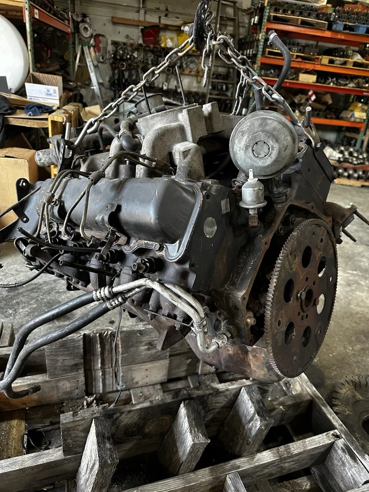 OEM GM 6.2 diesel Engine Complete Long Block and more Will Ship - Image 4 of 4