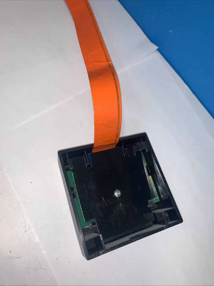 APC Smart-UPS 5000 Front Cover Power Switch Panel - Image 3 of 3