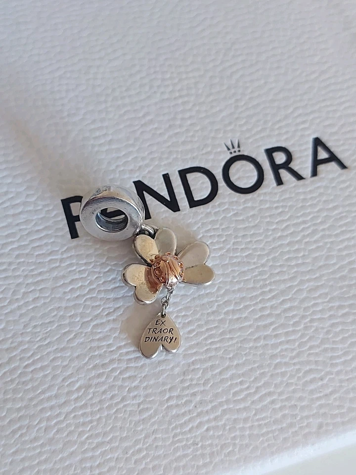 Pandora Charm pendente Quadrifoglio e coccinella portafortuna - Immagine 3 di 4