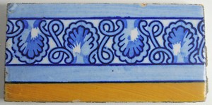 Vintage Decorative Ceramic Glazed Blue Orange 3"X6"
