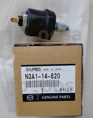 Mazda RX-7 1993-1995 OEM Oil Pressure Sending Unit Gauge N3A1-14