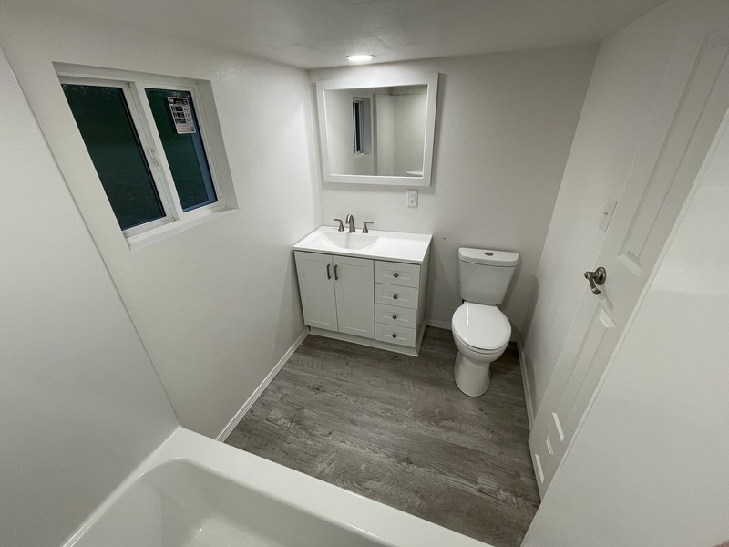 Tiny House on Wheels 2023 | NEW | Freedom Building Company | 24’x8’6” - Image 5